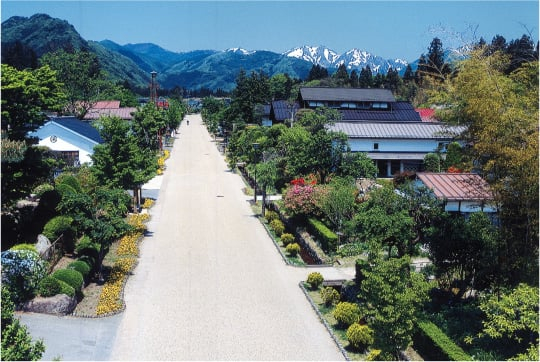 農村の景観や文化が息づく「たくみの里」