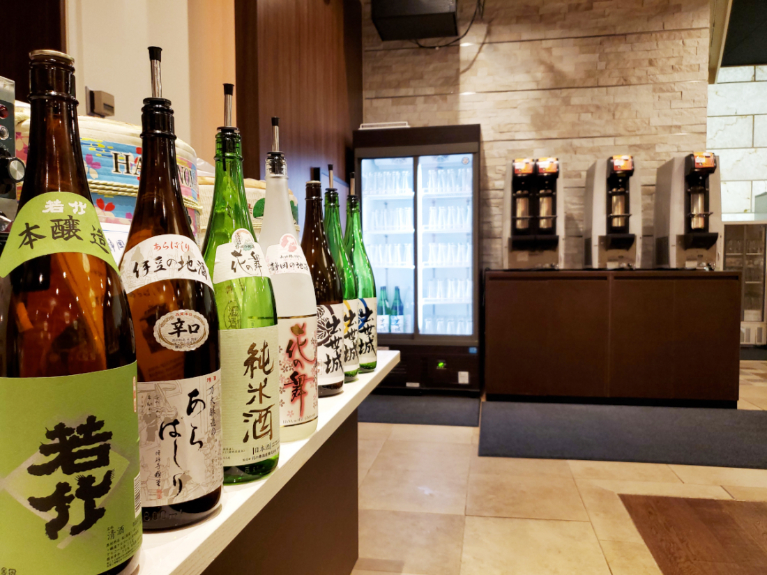 夕食時はアルコール飲み放題♪※アルコール類は未成年者を除く(イメージ/西伊豆クリスタルビューホテル)
